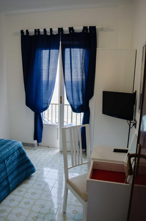 Hotel Regina del Mare Barano dʼIschia Esterno foto