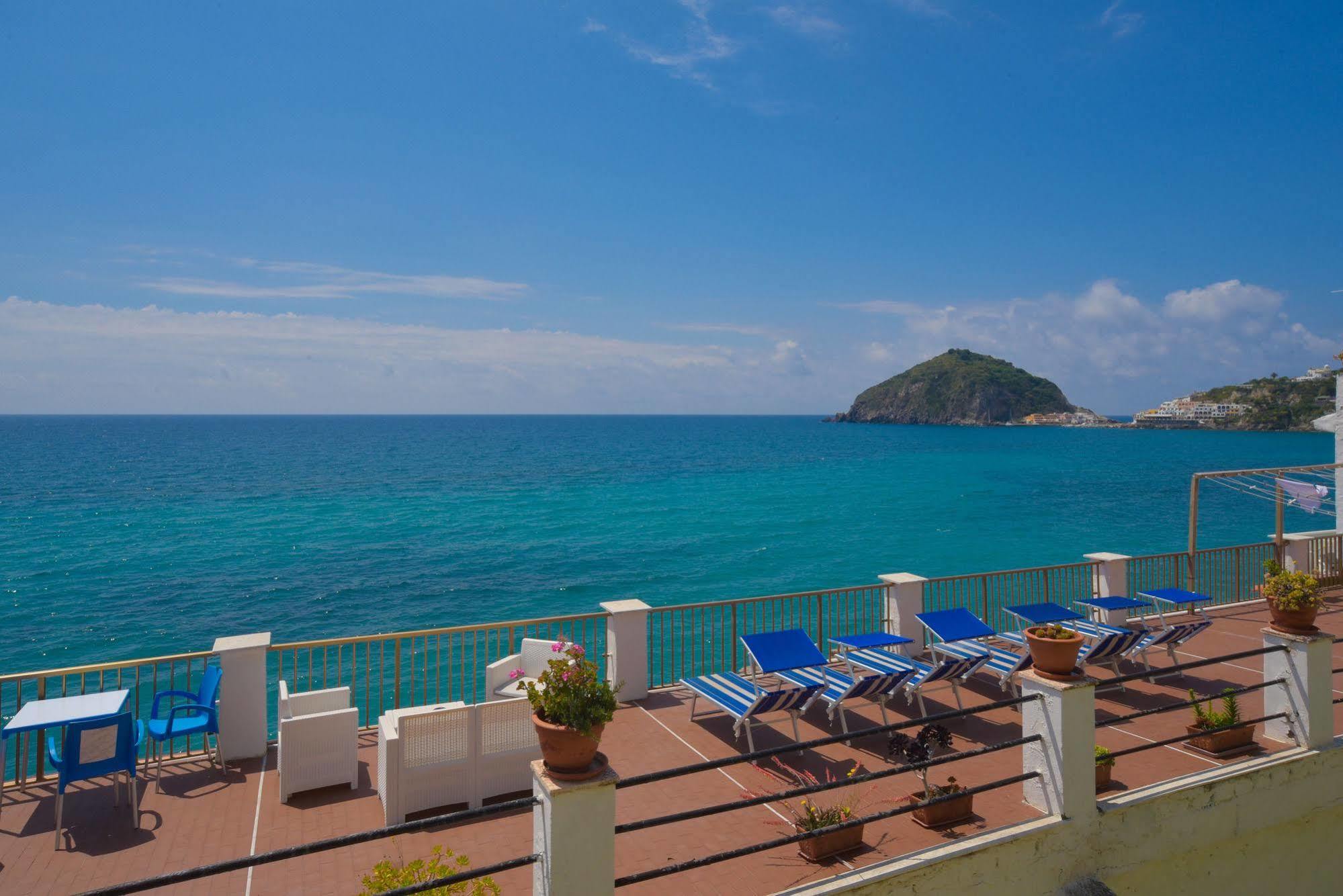 Hotel Regina del Mare Barano dʼIschia Esterno foto